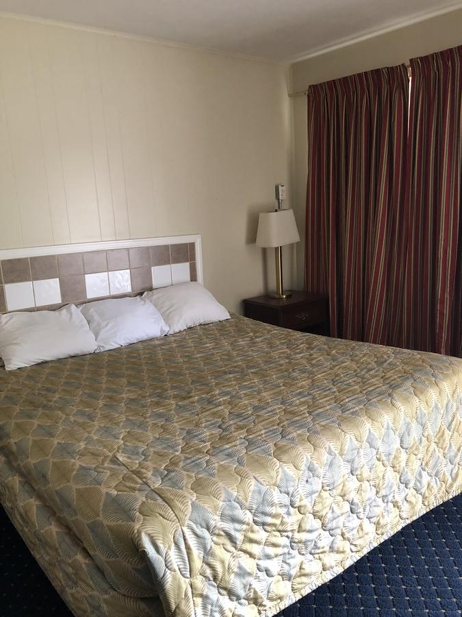 Grand Motel Брантфорд Экстерьер фото